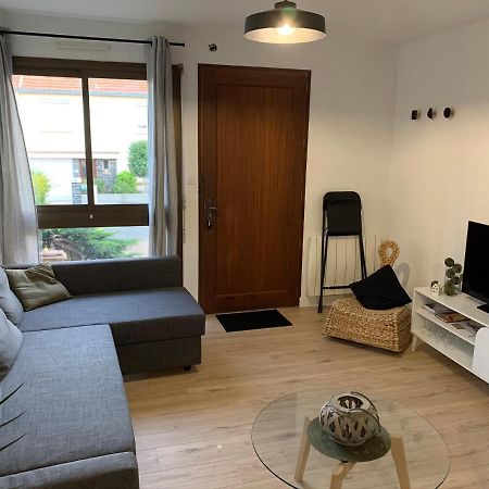 Logement Renove Et Moderne Au Sacre Coeur Шоле Экстерьер фото