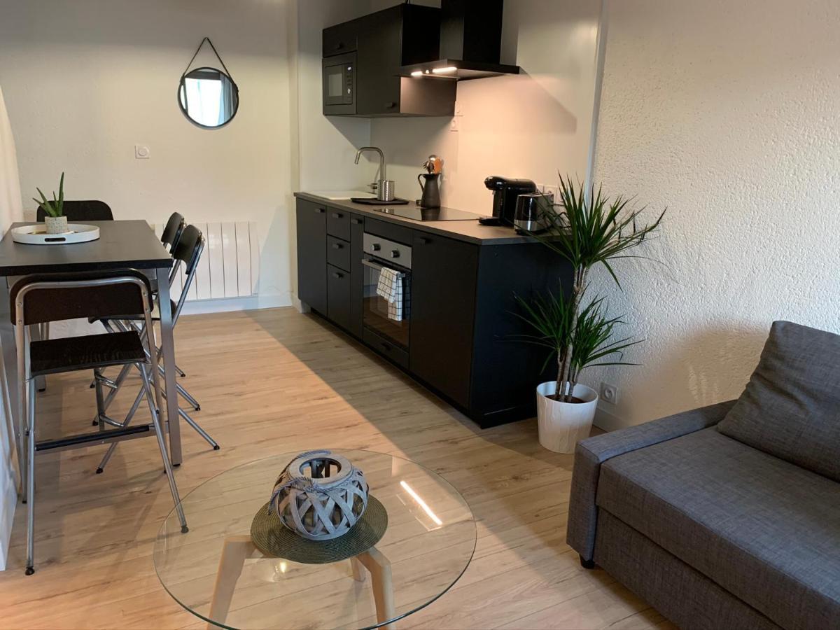 Logement Renove Et Moderne Au Sacre Coeur Шоле Экстерьер фото
