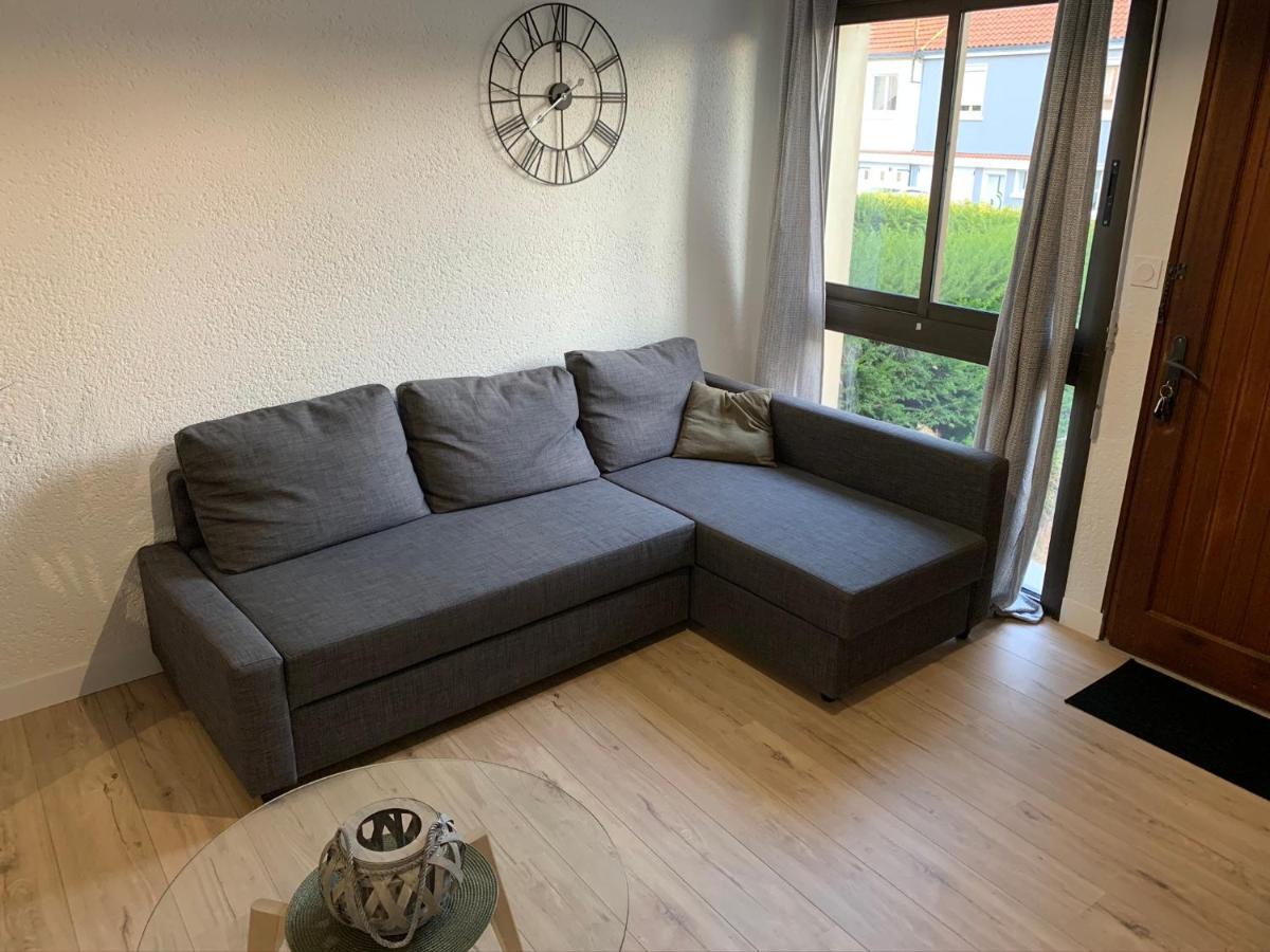 Logement Renove Et Moderne Au Sacre Coeur Шоле Экстерьер фото