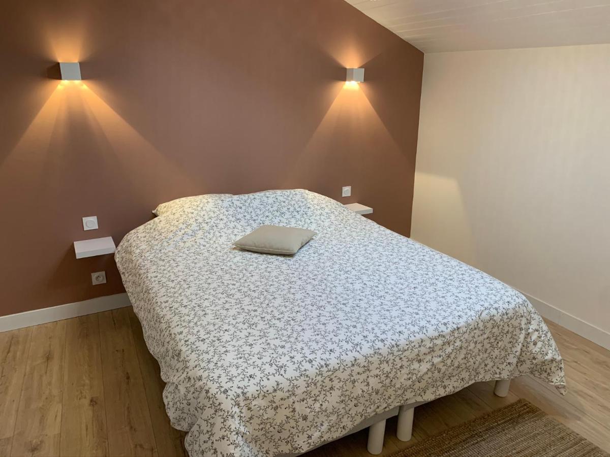 Logement Renove Et Moderne Au Sacre Coeur Шоле Экстерьер фото