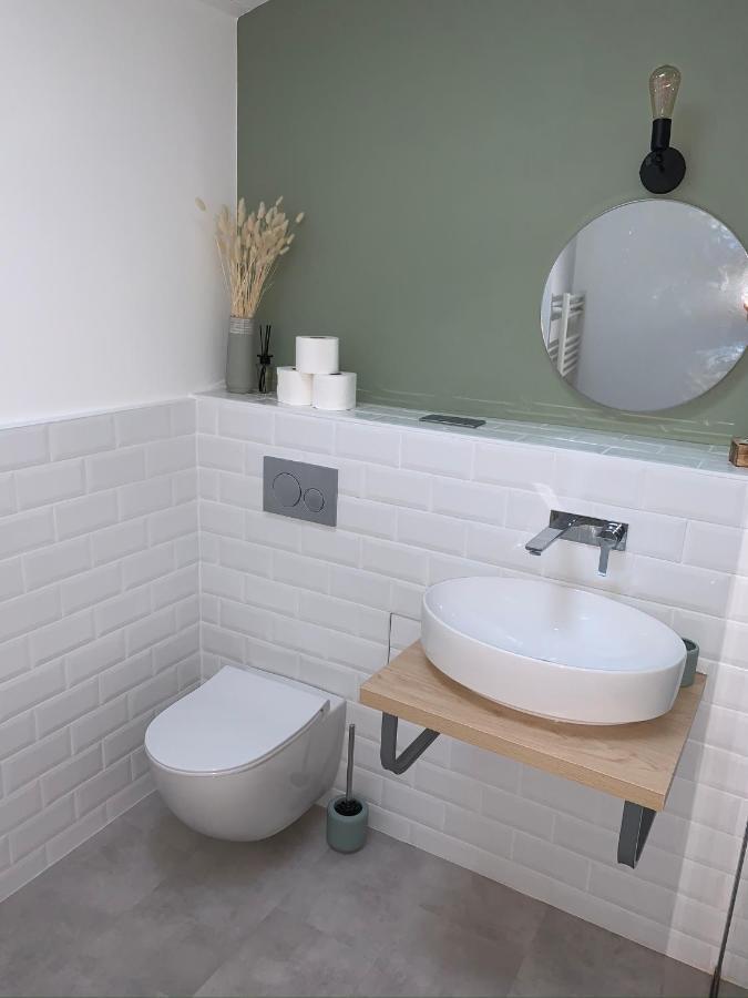 Logement Renove Et Moderne Au Sacre Coeur Шоле Экстерьер фото